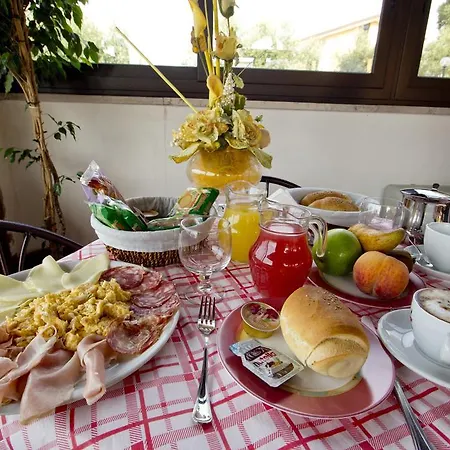 Jolanda & Carmelo Bed & Breakfast